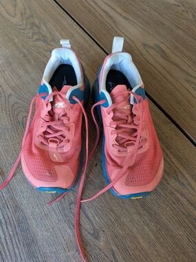 Altra Vibram Olympus 4 Women's Red Orange Running Shoe Size 8